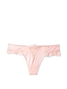 Трусики стринги Victoria's Secret&nbsp;Micro Lace Insset Thong Panty 26511248 фото