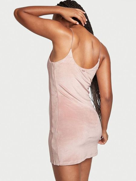 Сукня жіноча Victoria's Secret Ribbed Velour Cami Dress Pink 26603247 фото