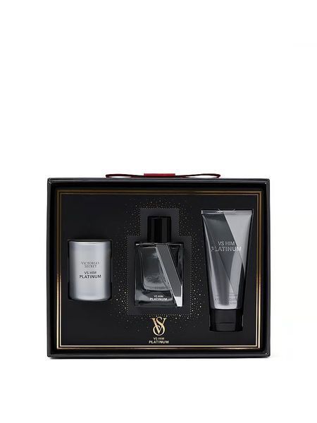 Чоловічий Подарунковий набір Victoria's SecretVS Him Platinum 3 Piece Luxe Fragrance Gift Set &mdash; основне фото товару, вигляд спереду