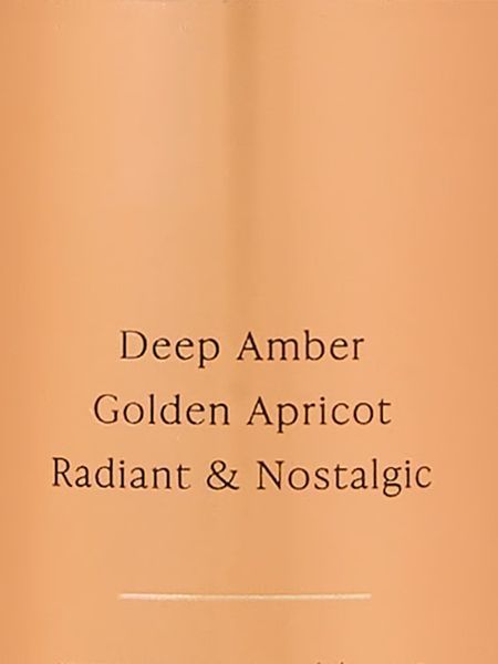 Спрей для тіла Victoria's Secret Amber Romance Fragrance Mist &mdash; основне фото товару, вигляд спереду