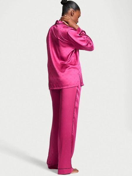 Піжама Сатинова Victoria's Secret Satin Dew Drop Heart Long Pajama Set &mdash; основне фото товару, вигляд спереду