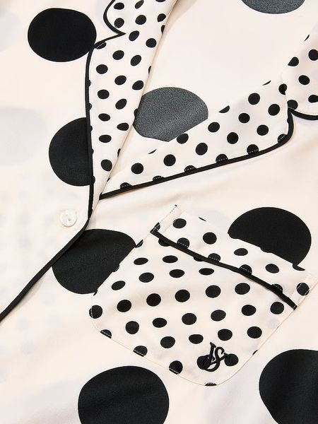 Піжама Victoria's Secret Signature Satin Long Pajama Set Tan & Black Dots &mdash; основне фото товару, вигляд спереду