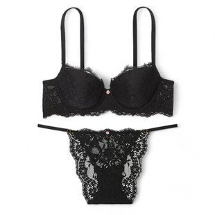 Комплект білизни Victoria's Secret Dream Angels Lace Lightly Lined Classic Coverage Demi Bra & Lace Adjustable String Bikini Panty Black  &mdash; основне фото товару, вигляд спереду