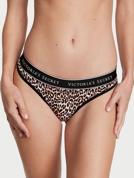 Бавовняні Трусики Victoria's Secret Logo Cotton Thong Panty Leo 26763696 фото