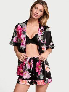 Піжама Сатинова Victoria's Secret Glazed Satin Short Pajama Set Black Floral Bouquet &mdash; основне фото товару, вигляд спереду