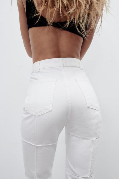Джинсы ZARA - High Waisted Straight Leg White Denim Jeans with Patchwork Detail 6688\210\250 фото