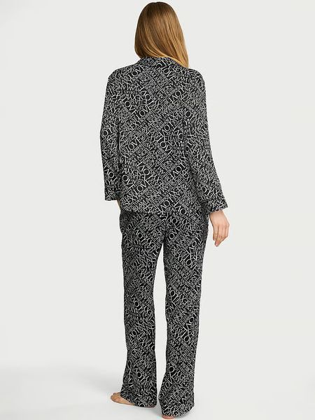 Піжама Victoria's Secret Signature Satin Long Pajama Set Black &mdash; основне фото товару, вигляд спереду