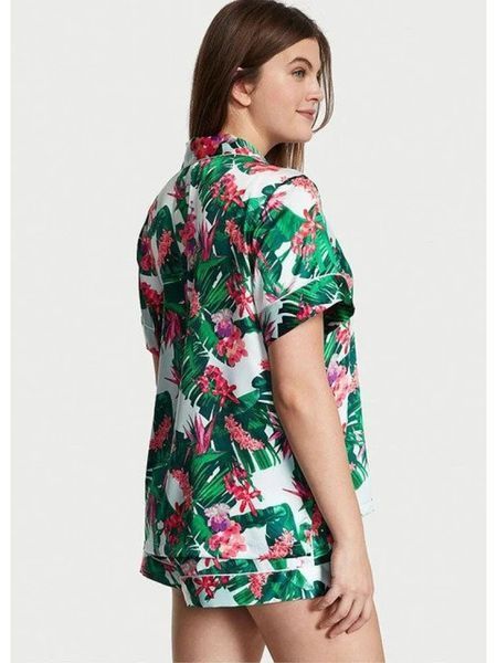 Піжама Victoria's Secret Satin Short Pajama Set &mdash; основне фото товару, вигляд спереду