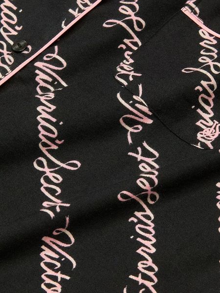 Піжама зі штанами Victoria's Secret Flannel Long Pajama Set &mdash; основне фото товару, вигляд спереду