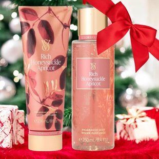 Подарунковий набір Victoria's Secret Rich Honeysuckle Apricot Fragrance Mist+ Lotion &mdash; основне фото товару, вигляд спереду