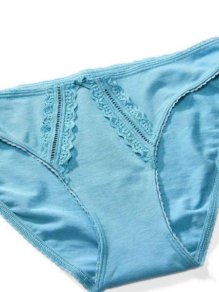 Трусики бикини Victoria's Secret Cotton Lace-Trim Bikini Panty 27323608 фото