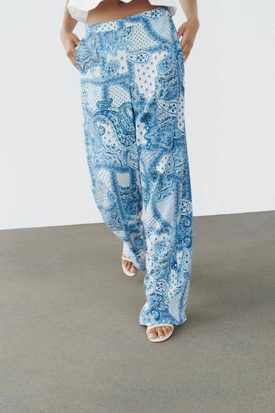 Костюм жіночий ZARA Paisley Print Shirt & Wide-Leg Trousers  25436546 фото