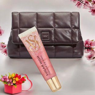 Подарунковий набір Victoria's Secret Косметичка - Клатч Quilted Puffer Clutch + Блиск для Губ Flavored Lip Gloss Sugar High &mdash; основне фото товару, вигляд спереду