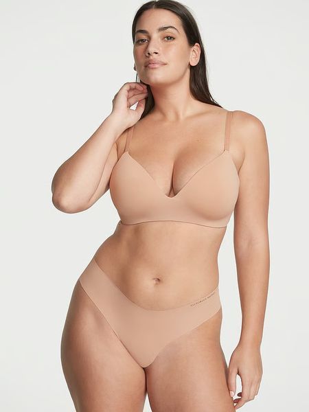 Безшовні трусики Victoria's Secret No-Show Cotton Thong Panty Praline &mdash; основне фото товару, вигляд спереду