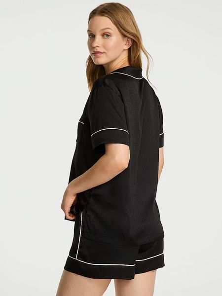 Піжама Сатинова Victoria's Secret Glazed Satin Short Pajama Set &mdash; основне фото товару, вигляд спереду