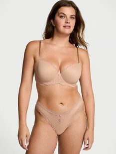 Комплект білизни Victoria's Secret Dream Angels Smooth & Lace Lightly Lined Classic Coverage Demi Bra  & Lace-Trim Thong Panty Praline &mdash; основне фото товару, вигляд спереду