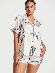 Піжама Victoria's Secret Satin Short Pajama Set white &mdash; основне фото товару, вигляд спереду