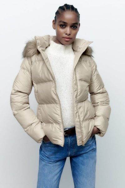 Куртка жіноча Zara Water and Wind Protection Puffer Jacket With a Detachable Hood 8073\242\706 фото