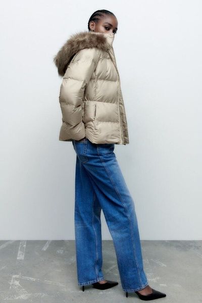 Куртка жіноча Zara Water and Wind Protection Puffer Jacket With a Detachable Hood 8073\242\706 фото