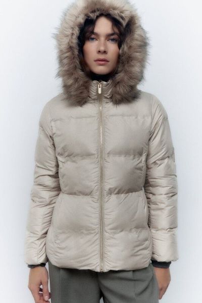 Куртка жіноча Zara Water and Wind Protection Puffer Jacket With a Detachable Hood 8073\242\706 фото