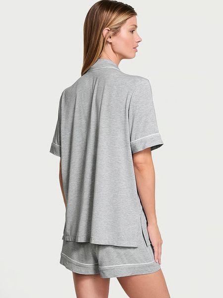 Піжама Модал з шортиками Victoria's Secret Modal Soft Short Pajama Set &mdash; основне фото товару, вигляд спереду