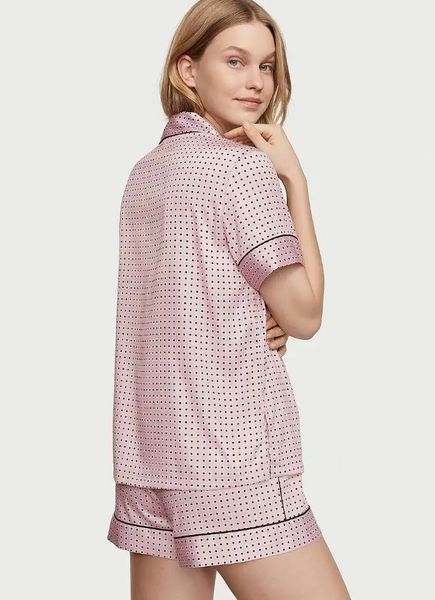 Піжама Victoria's Secret Satin Short Pajama Set &mdash; основне фото товару, вигляд спереду