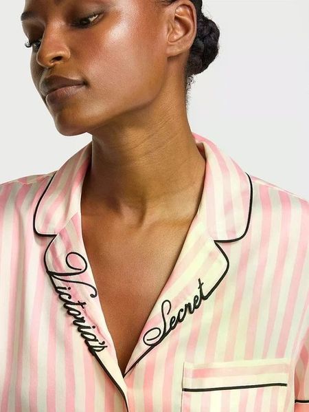 Піжама Сатинова Victoria's Secret Glazed Satin Short Pajama Set &mdash; основне фото товару, вигляд спереду