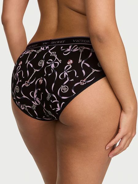 Трусики хіпстери Victoria's Secret Cotton Logo Cotton Hiphugger Panty Black Key Ribbons &mdash; основне фото товару, вигляд спереду