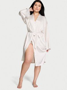 Халат сатиновий Victoria's Secret Satin Midi Robe White &mdash; основне фото товару, вигляд спереду