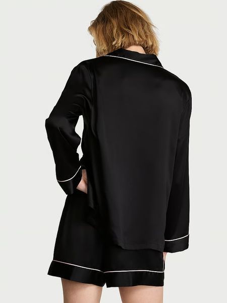 Піжама Victoria's Secret Signature Satin Long-Sleeve Short Pajama Set Black &mdash; основне фото товару, вигляд спереду