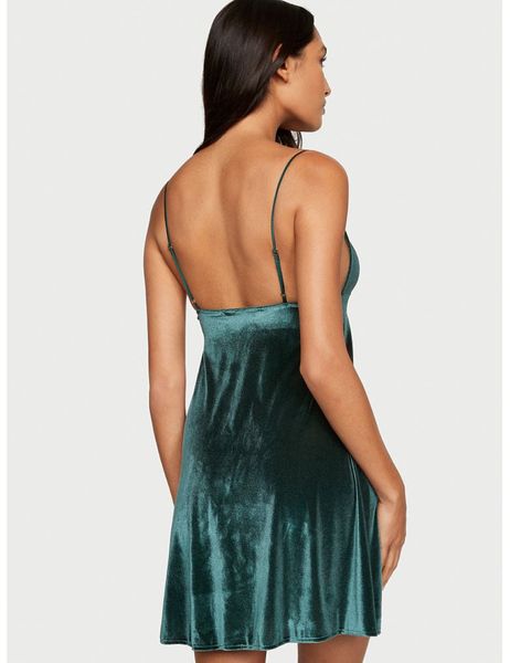 Нічна сорочка жіноча Victoria's Secret Velvet Slip Dress Green 26710249 фото