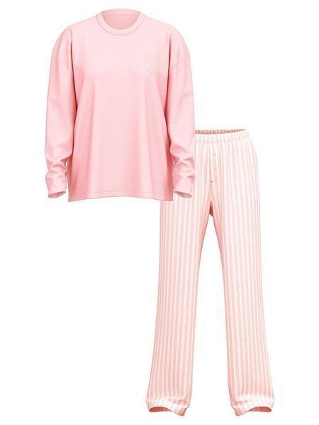 Фланелева піжама Victoria's Secret Flannel Long-Sleeve Tee-Jama Set &mdash; основне фото товару, вигляд спереду