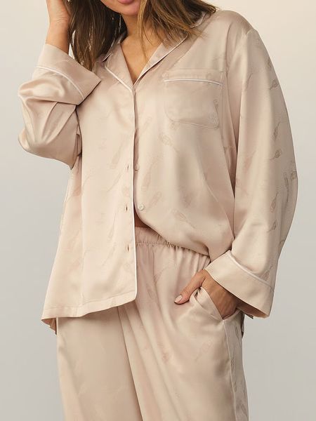 Піжама Сатинова Victoria's Secret Glazed Satin Champagne Long Pajama Set &mdash; основне фото товару, вигляд спереду