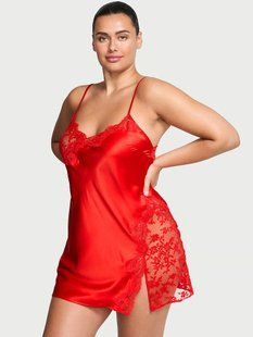 Пеньюар Victoria's Secret Dream Angels Dare to Dream Lace & Satin Slip Red 27171204 фото