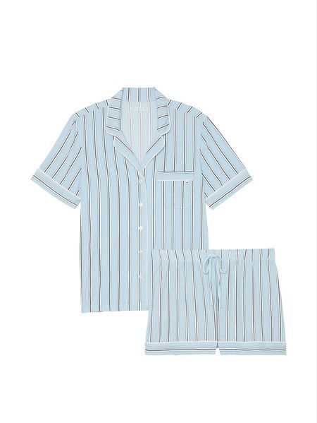 Піжама з шортами Victoria's Secret Modal Soft Short Pajama Set &mdash; основне фото товару, вигляд спереду