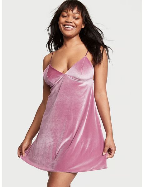 Нічна сорочка жіноча Victoria's Secret Velvet Slip Dress Pink 26710709 фото