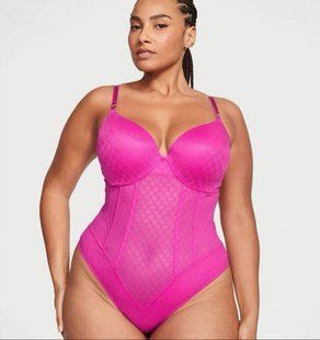 Боді Victoria's Secret Fuchsia Frenzy Pink Lace Icon Bodysuit &mdash; основне фото товару, вигляд спереду