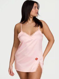 Пеньюар Victoria's Secret Tease Satin Lace-Trim Mini Slip Dress Angel Pink &mdash; основне фото товару, вигляд спереду