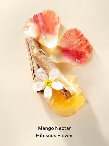 Лосьйон для тіла Victoria's Secret Mango Temptation Fragrance Lotion  &mdash; основне фото товару, вигляд спереду