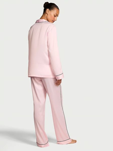 Піжама Сатинова Victoria's Secret Satin Long Pajama Set Pink &mdash; основне фото товару, вигляд спереду