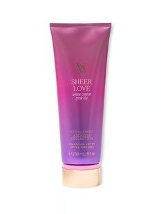 Лосьйон для тіла Victoria's Secret Sheer Love Fragrance Lotion  &mdash; основне фото товару, вигляд спереду