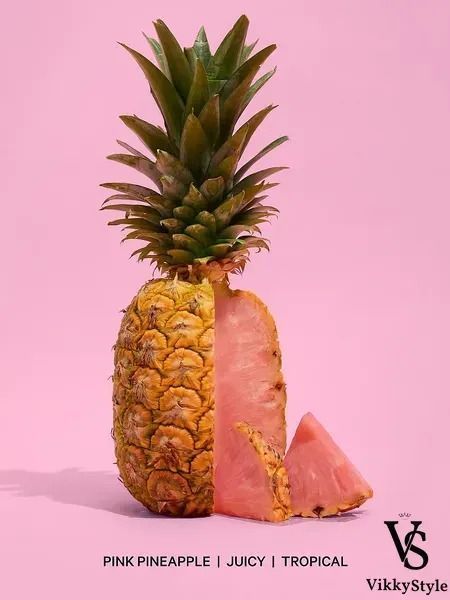 Подарунковий набір Victoria's Secret Pink Pineapple Such a Softie Body Scrub + Hair & Body Mist &mdash; основне фото товару, вигляд спереду