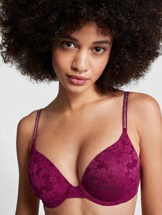 Бюстгальтер Victoria's Secret Pink Wear Everywhere Push-Up  Bra &mdash; основне фото товару, вигляд спереду