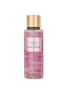 Спрей для тіла Victoria's Secret Velvet Petals Fragrance Mist &mdash; основне фото товару, вигляд спереду