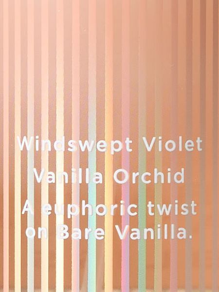 Спрей для тіла Victoria's Secret Bare Vanilla Bliss Body Mist &mdash; основне фото товару, вигляд спереду