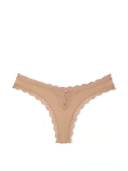 Трусики стринги Victoria's Secret Dream Angels Lace-Trim Thong Panty Praline 26922181 фото