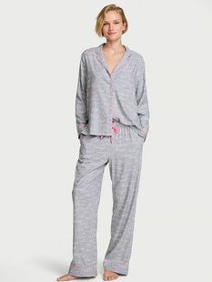 Піжама Фланель Victoria's Secret CozyFlannel&trade; Long Pajama Set Heather Grey Logos &mdash; основне фото товару, вигляд спереду