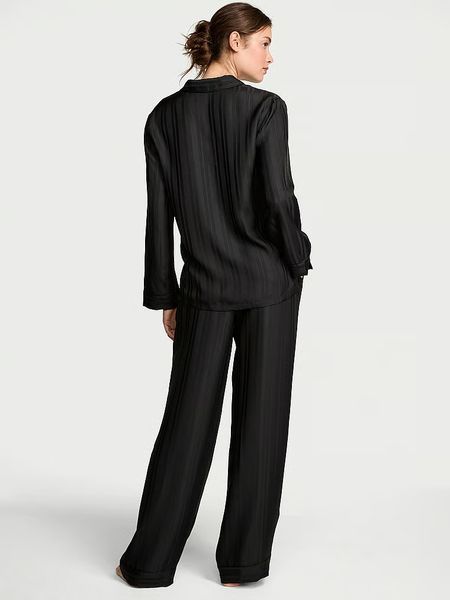 Піжама Сатинова Victoria's Secret Glazed Satin Long Pajama Set New Black Stripe Jacquard &mdash; основне фото товару, вигляд спереду