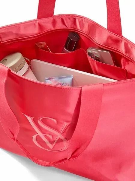 Сумка-шоппер Victoria's Secret Monogram Logo Tote Bag &mdash; основне фото товару, вигляд спереду