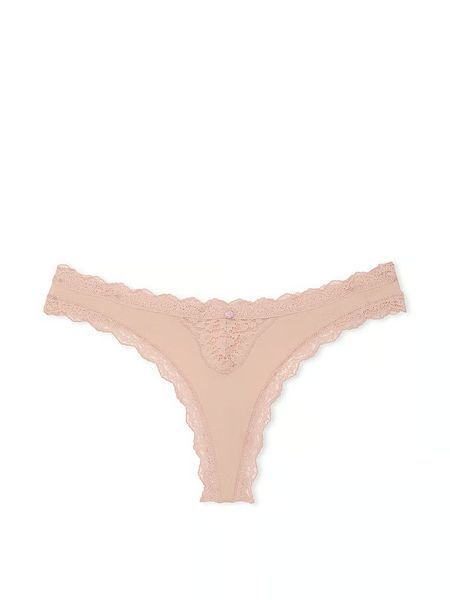 Трусики стринги Victoria's Secret Lace-Trim Thong Panty 26924561 фото